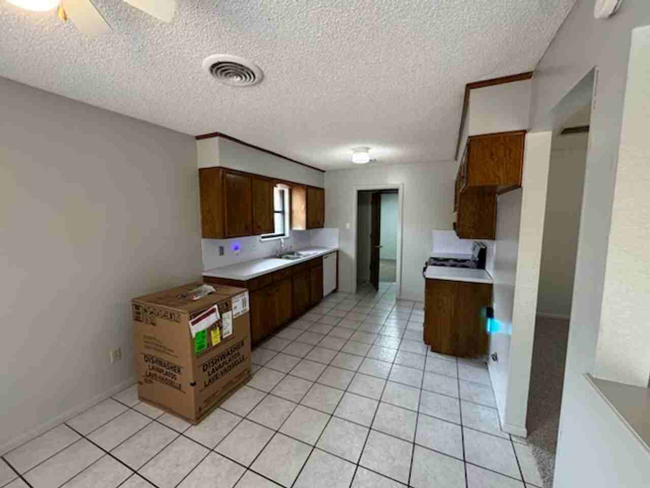 4409 Carrie Ann Ln - Photo 4 of 10