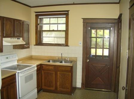 6544 Southwest Ave - Photo 7 of 14