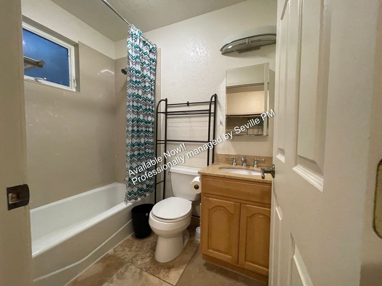 619 22nd St - Photo 4 of 8