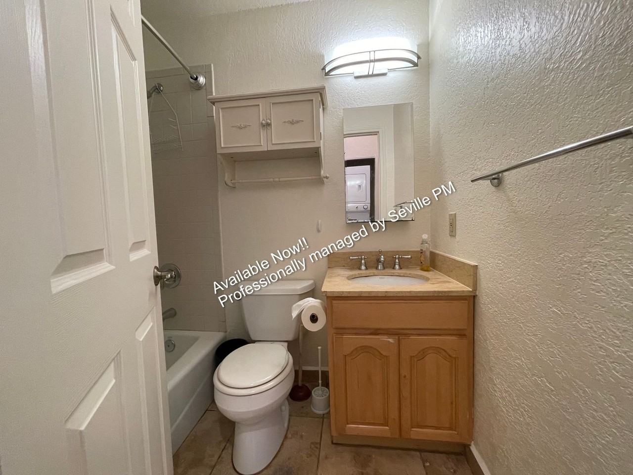 619 22nd St - Photo 5 of 8