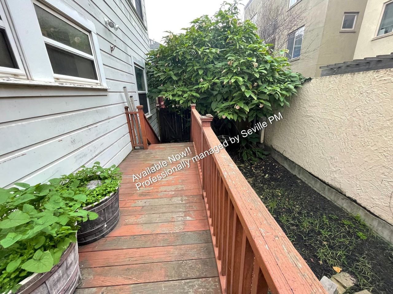 619 22nd St - Photo 7 of 8