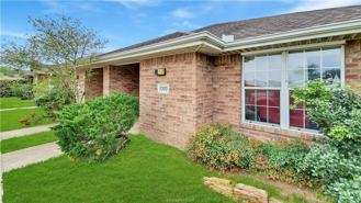 1002 Willow Pond Ct - Photo 1 of 1