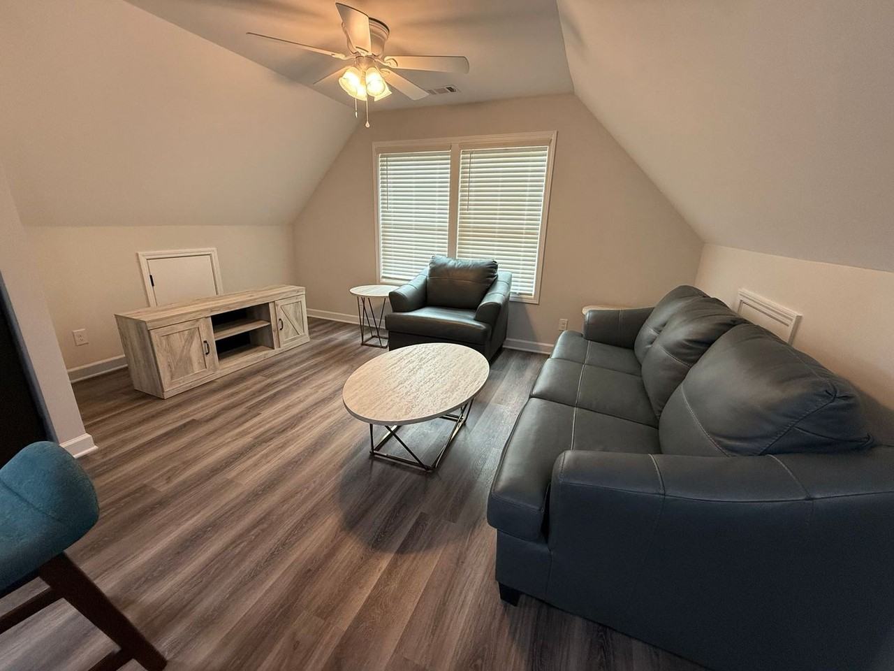 209 Briarcliff Ln - Photo 6 of 11