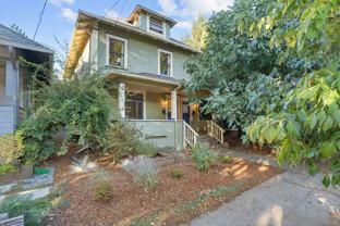 SFH 290 - Yamhill Duplex - Photo 1 of 1