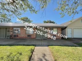 featured image of 901 W Brookwood Ct