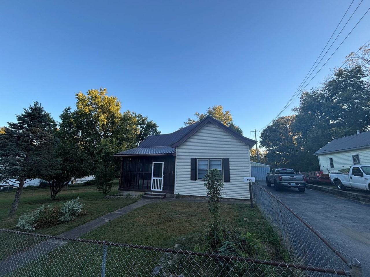 151 Minary Ave - Photo 2 of 14