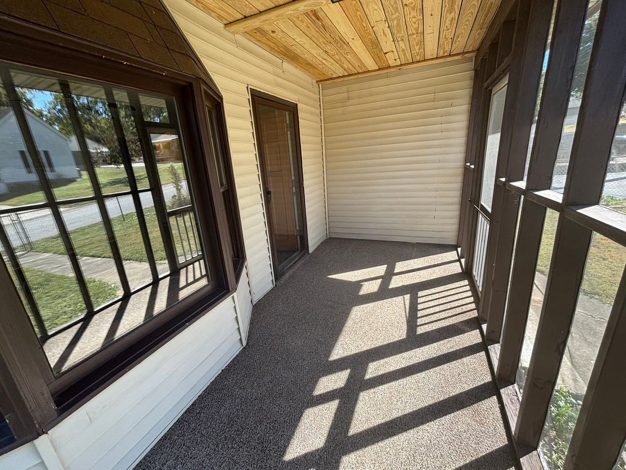 151 Minary Ave - Photo 3 of 14