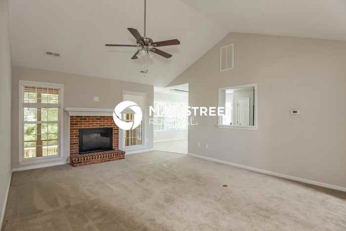 524 Reed Creek Rd - Photo 3 of 17