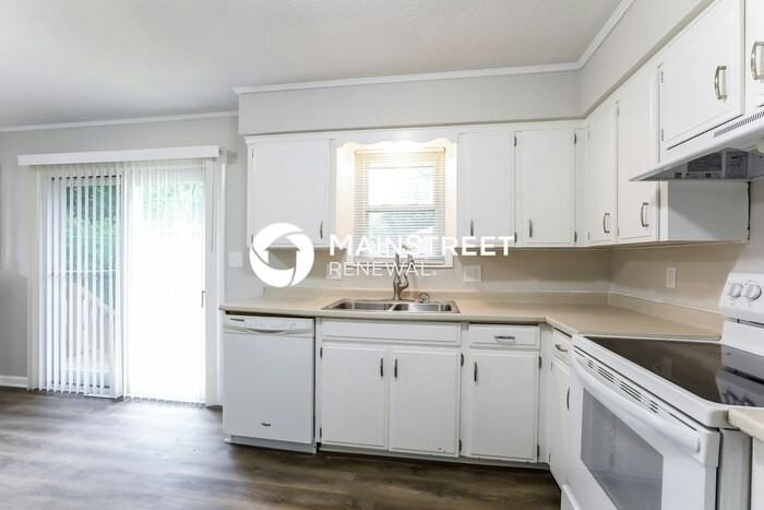 1904 N Plymouth Rd - Photo 6 of 17