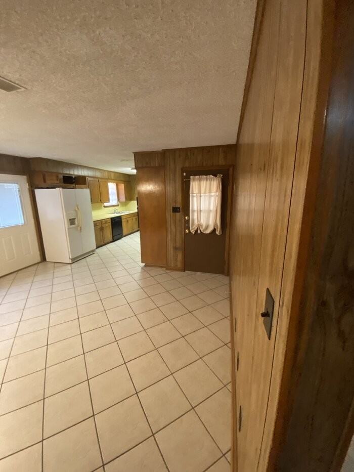 5503 Joneswood Dr - Photo 4 of 10