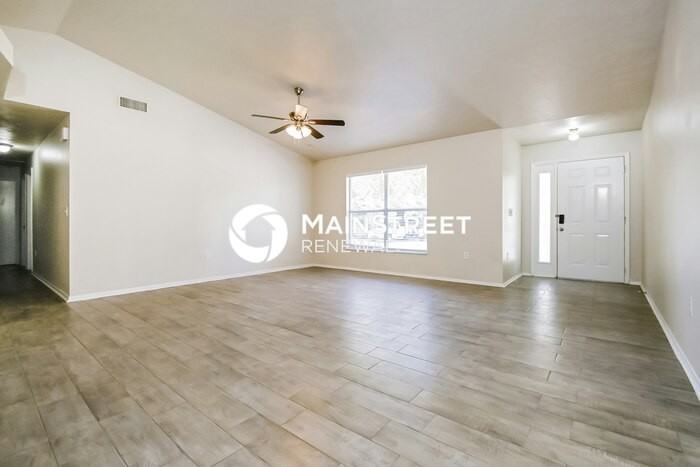1479 Count Nicholas Ct - Photo 3 of 16