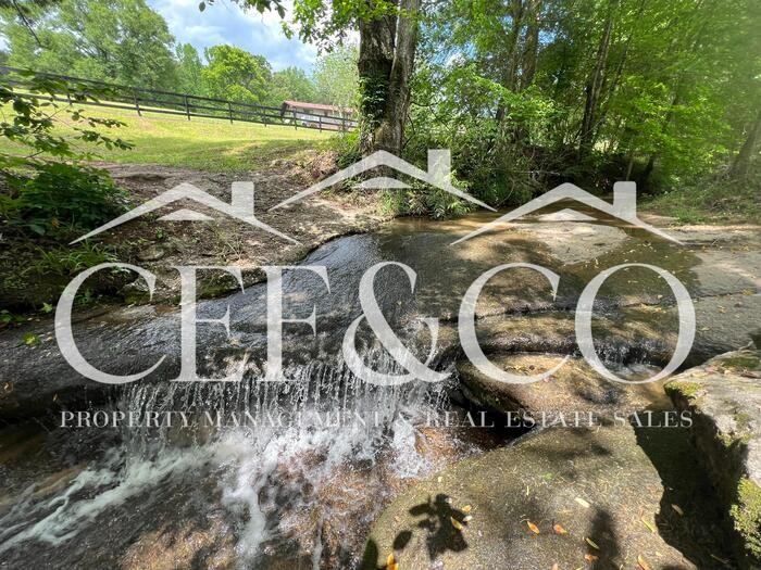 269 Shaman Rd - Photo 7 of 50