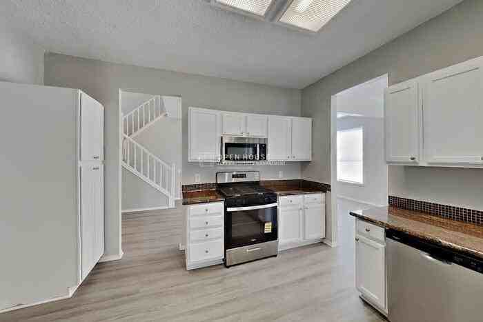 7100 Layla Rd - Photo 7 of 22
