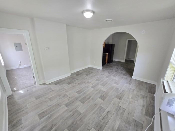 332 Marion Ave - Photo 3 of 17