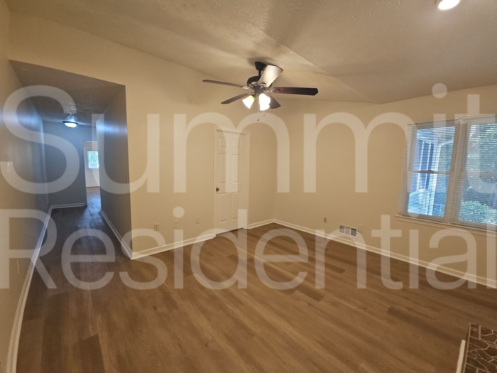 2783 Coventry Grn Se #D - Photo 4 of 20