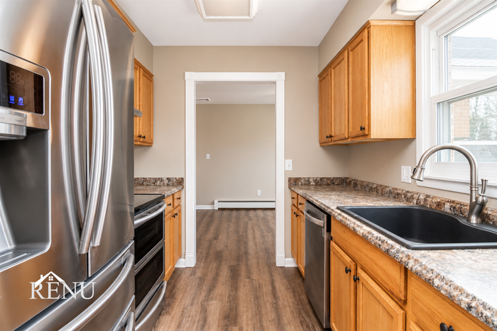 506 Ash Dr - Photo 3 of 22