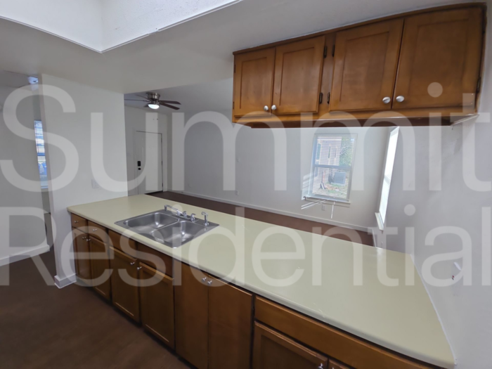Park Place Cir #B1 - Photo 7 of 16