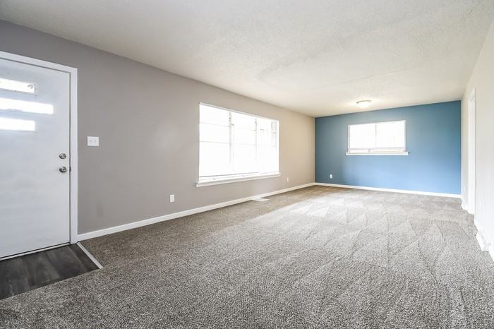 256 Garden Dr - Photo 2 of 8