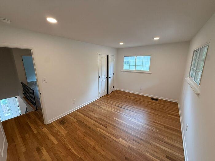 704 Hawes Ct - Photo 7 of 15