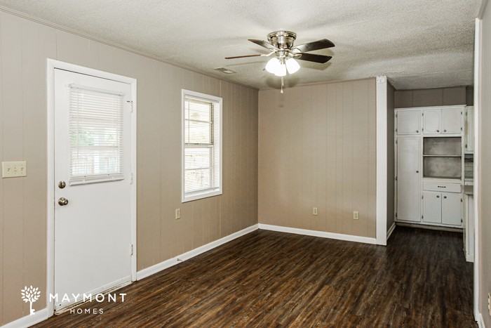 1011 Hillwood Dr Sw - Photo 6 of 12