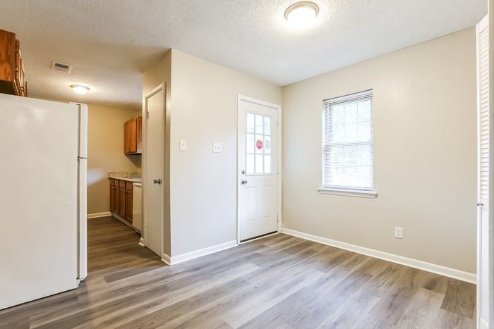107 Shady Grove Ln - Photo 5 of 12