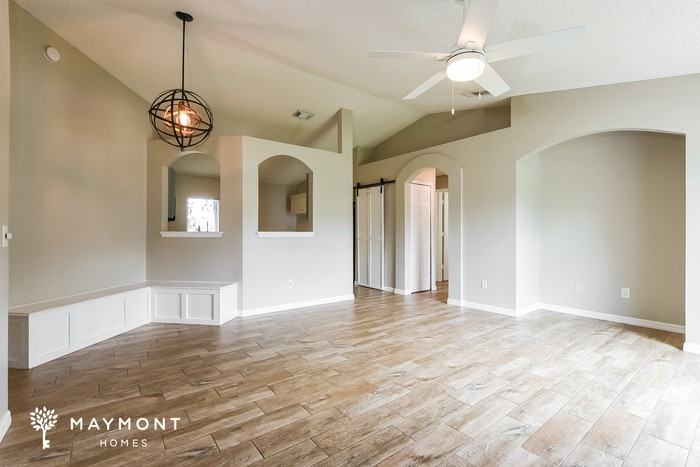 724 Maltby Dr - Photo 4 of 12