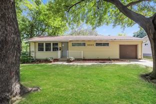 9005 Manchester Ave - Photo 1 of 1