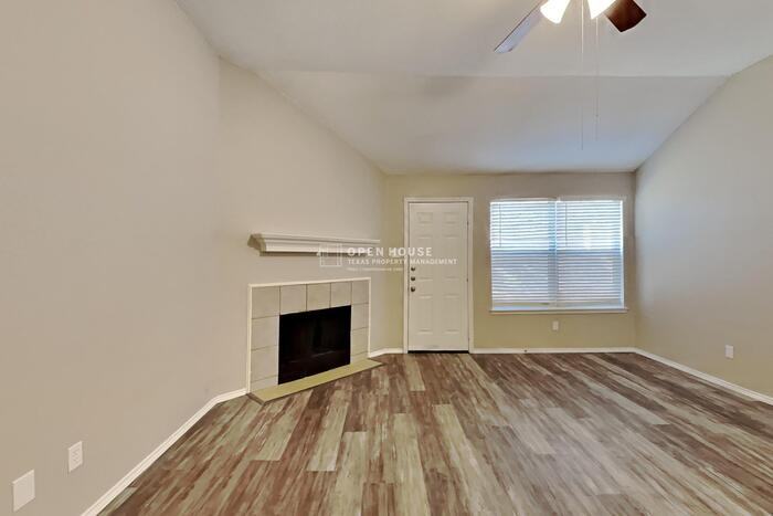 845 Beaver Creek Dr - Photo 4 of 26