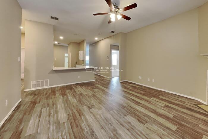 845 Beaver Creek Dr - Photo 5 of 26