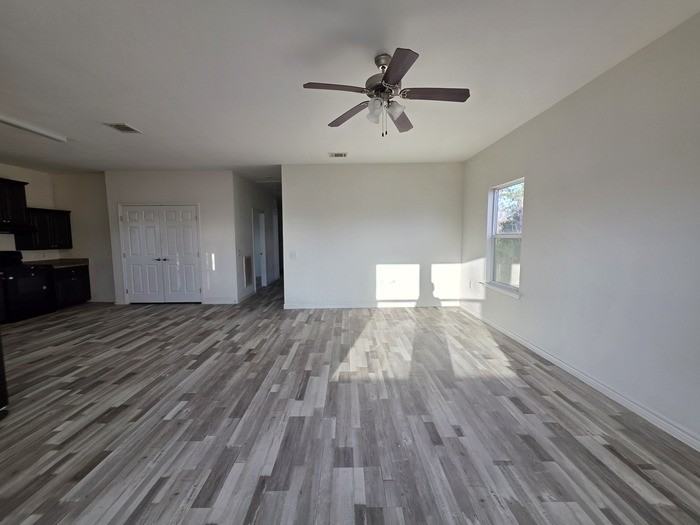 6215 White Oak Dr - Photo 4 of 14