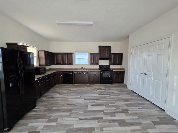 6215 White Oak Dr - Photo 6 of 14
