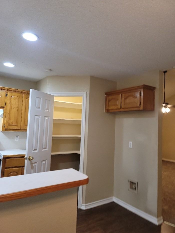 512 Bowie St - Photo 5 of 18