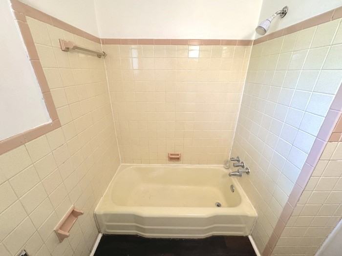 1128 Sparrow Rd #4 - Photo 4 of 15