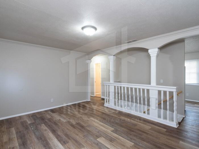 1935 N Tibbs Ave - Photo 3 of 13