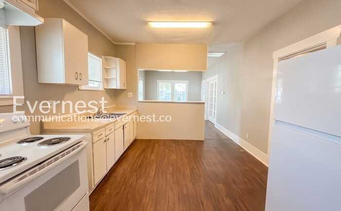1007 Archer St - Photo 7 of 19