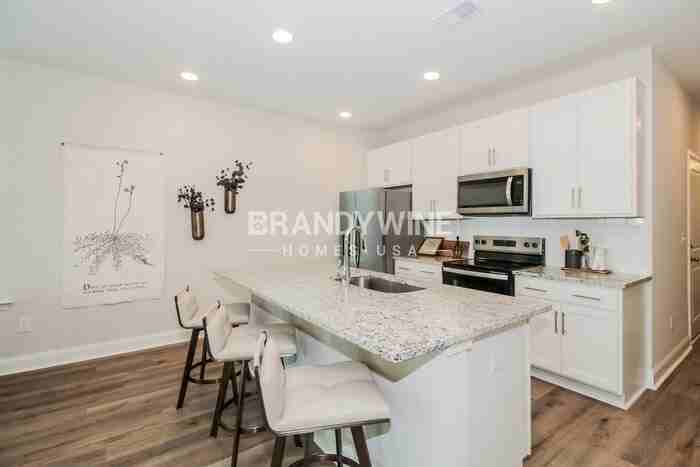 1358 Wildflower Dr - Photo 5 of 36