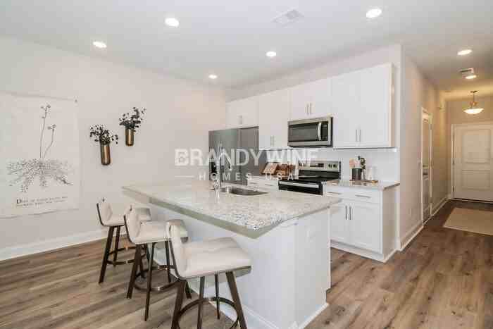 1248 Wildflower Dr - Photo 4 of 36
