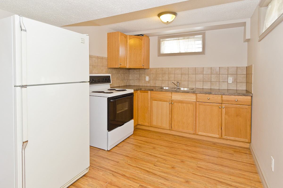 2609 44 St Se - Photo 6 of 14