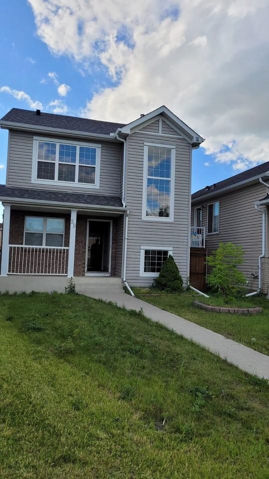 59 Saddlemont Rd Ne - Photo 2 of 29