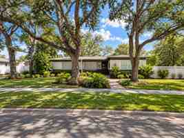 featured image of 1711 49th St N #NA