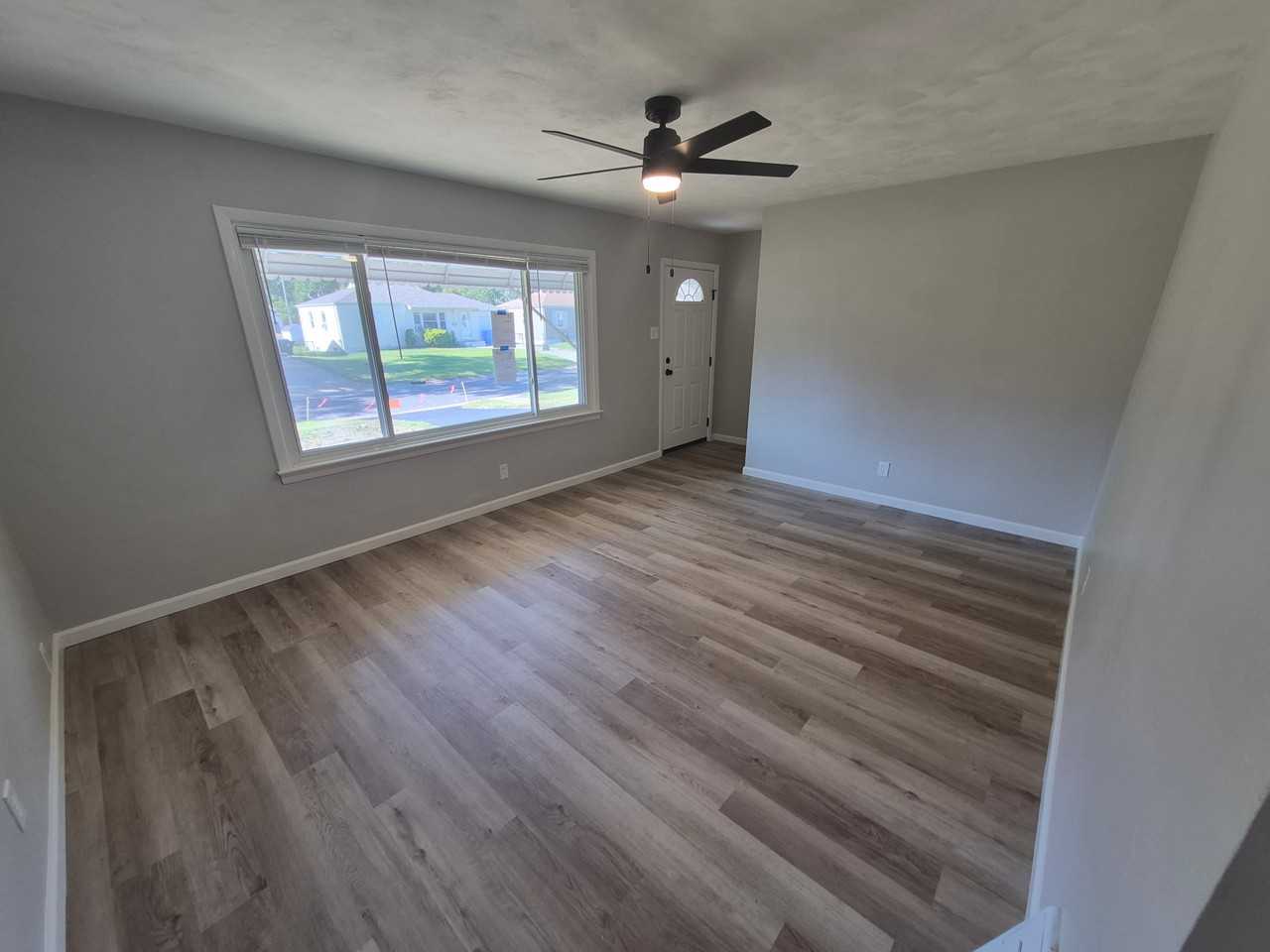 831 Loekes Dr #NA - Photo 6 of 10