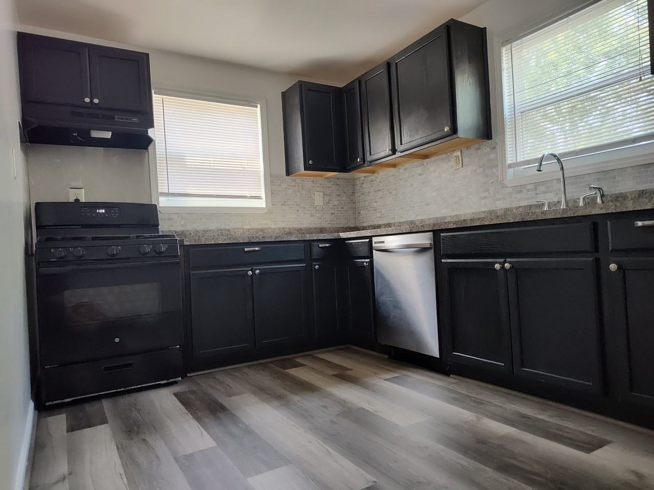 845 Post Ave #NA - Photo 5 of 20