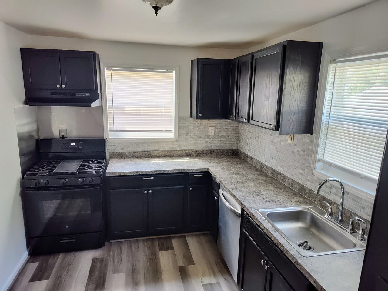 845 Post Ave #NA - Photo 6 of 20