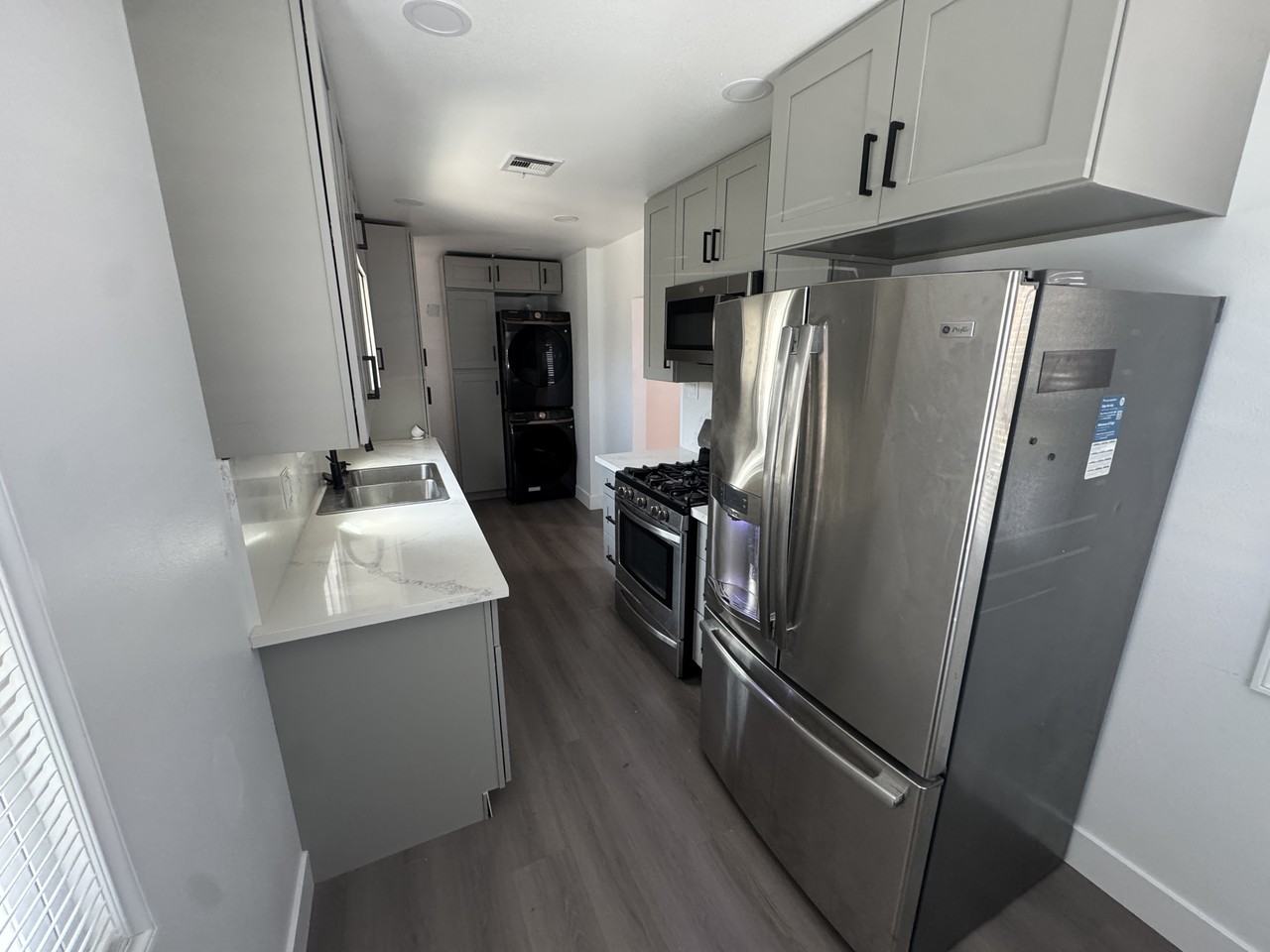 1432 W 101st St #NA - Photo 2 of 17