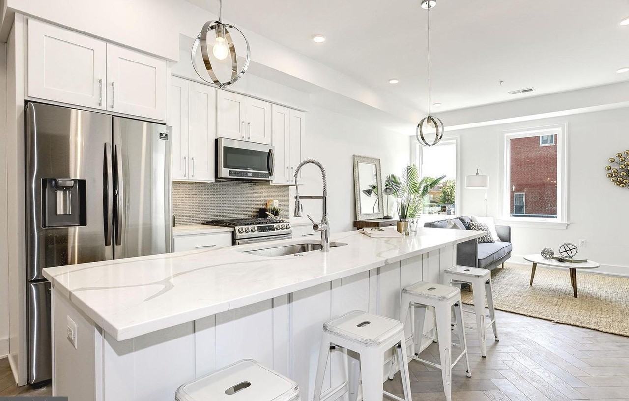 838 Varnum St Nw #6 - Photo 4 of 11