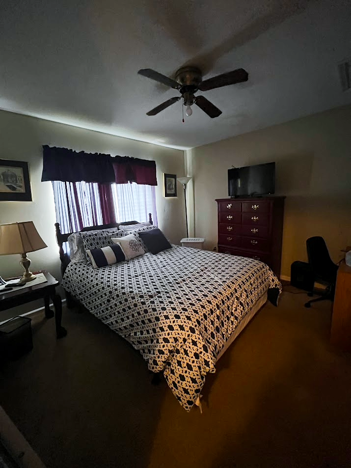 506 S College St #B - Photo 7 of 9
