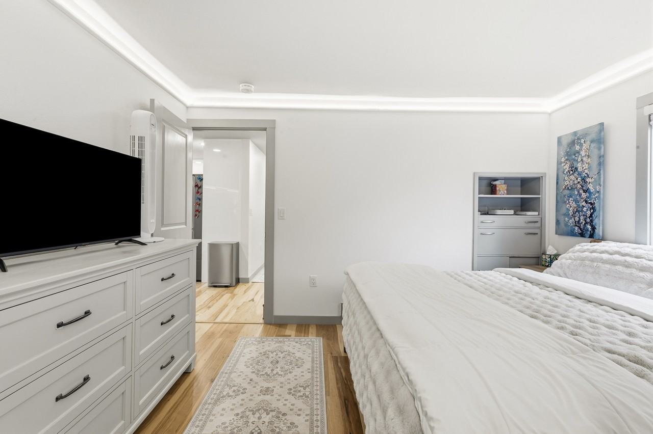 12016 12th Ave S #NA - Photo 3 of 15