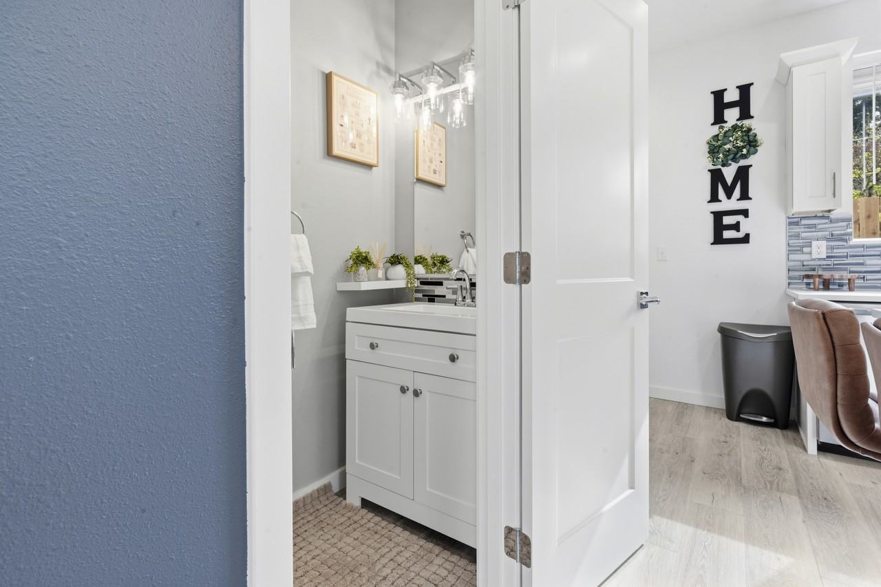 646 Sw 139th St #NA - Photo 5 of 11