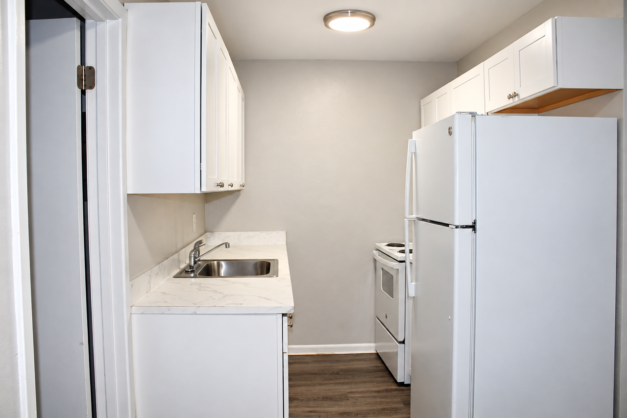 518 Valley Forge Rd #3 - Photo 3 of 11
