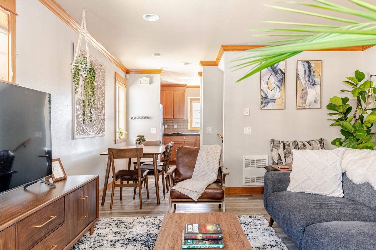 1646 S King St #NA - Photo 3 of 10